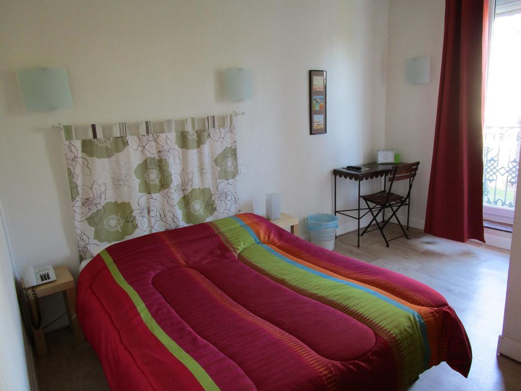 Hotel Des Poetes Avec Parking Sur Reservation Безьє Номер фото
